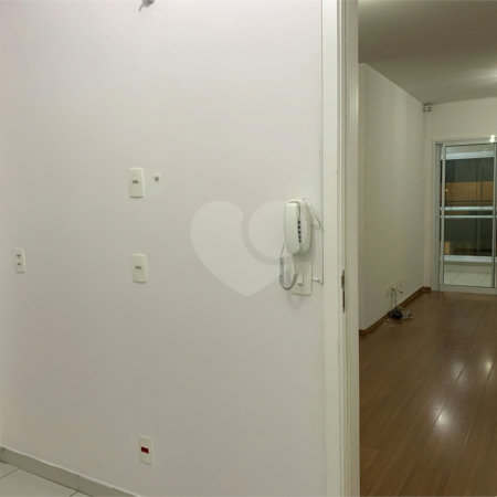 Apartamento à venda com 3 quartos, sendo 1 suíte, em Barra Funda, São Paulo, SP