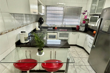 Casa à venda com 3 quartos, sendo 1 suíte, em Vila Mazzei, São Paulo, SP