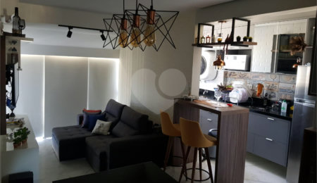 Flat à venda com 1 suíte em Santana, São Paulo, SP