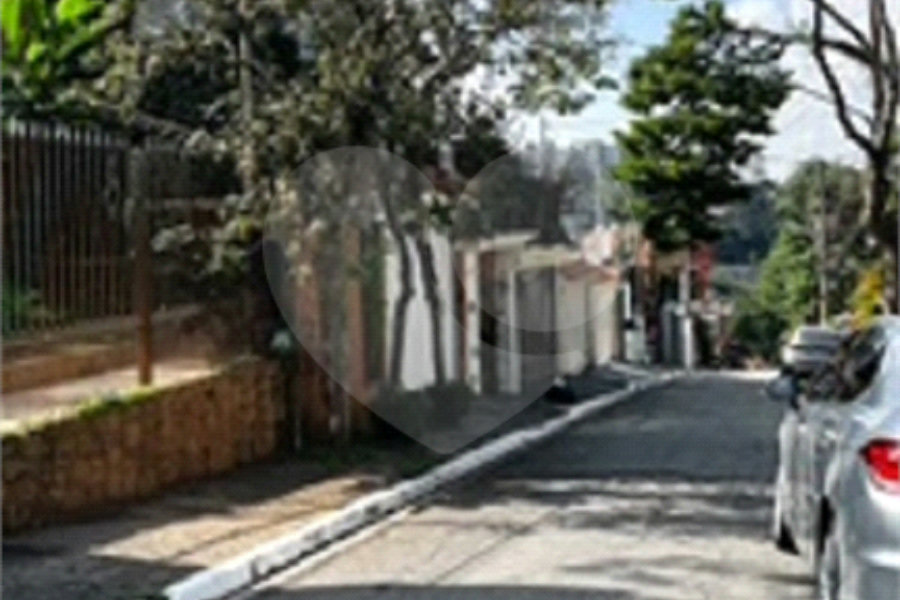 Casa Térrea à venda com 3 quartos, sendo 1 suíte, em Horto Florestal, São Paulo, SP