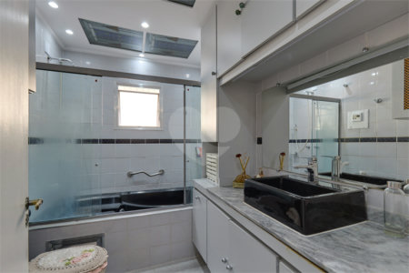 Sobrado à venda com 3 quartos, sendo 1 suíte, em Jardim Prudência, São Paulo, SP