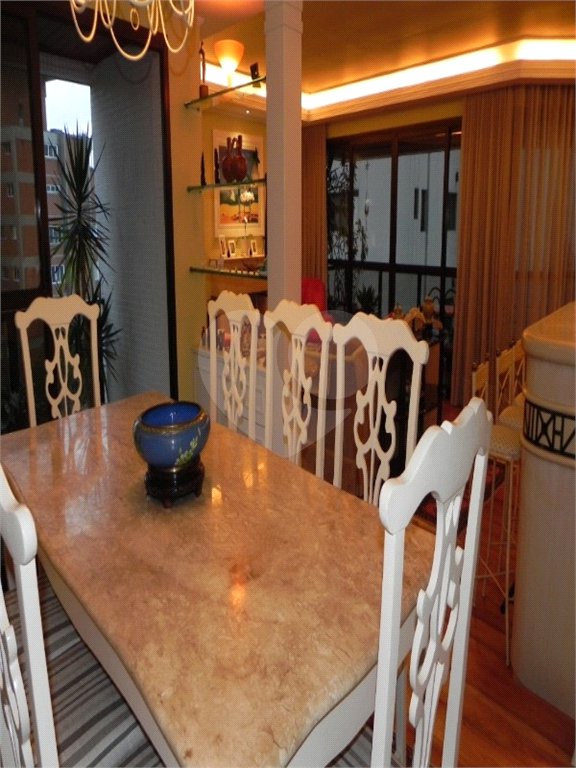 Sobrado à venda com 4 quartos em ANHANGUERA, São Paulo, SP
