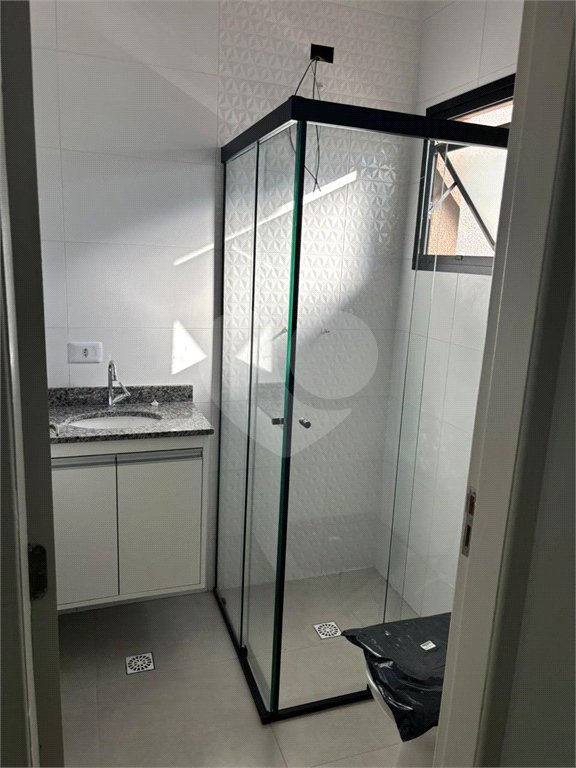 Casa à venda com 3 quartos, sendo 1 suíte, no condomínio Marselha IV, São Roque - SP