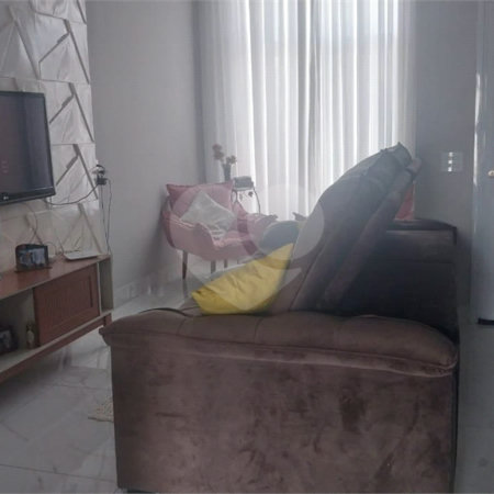 Casa à venda com 2 quartos, sendo 1 suíte, no condomínio Horto Florestal Villagio, Sorocaba - SP