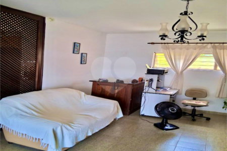 Chácara à venda com 4 quartos, sendo 1 suíte,  em Colinas II, Araçoiaba da Serra, SP