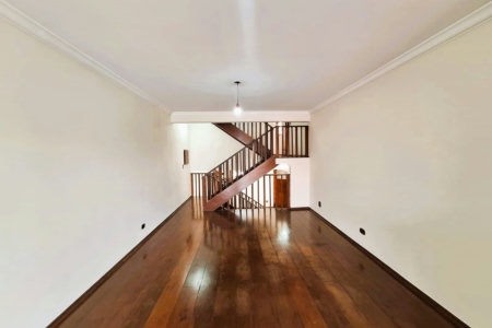 Casa à venda com 4 suítes, sendo 1 suíte externa, no Jardim Bonfiglioli, São Paulo - SP