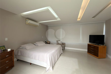 Casa à venda com 4 suítes em Portinho, Cabo Frio, RJ