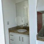 Casa para alugar com 3 suítes no condomínio Figueira Garden, Atibaia - SP