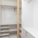 Casa à venda com 4 quartos, sendo 2 suítes, no condomínio Stephanie, São Paulo - SP