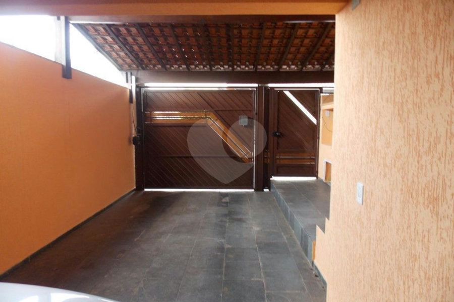 Sobrado à venda com 3 quartos, sendo 1 suíte, em Vila Nova Mazzei, São Paulo, SP