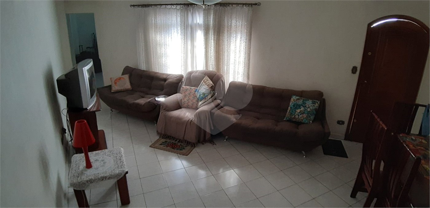 Sobrado à venda com 3 quartos, sendo 1 suíte, em Jardim Virginia Bianca, São Paulo, SP
