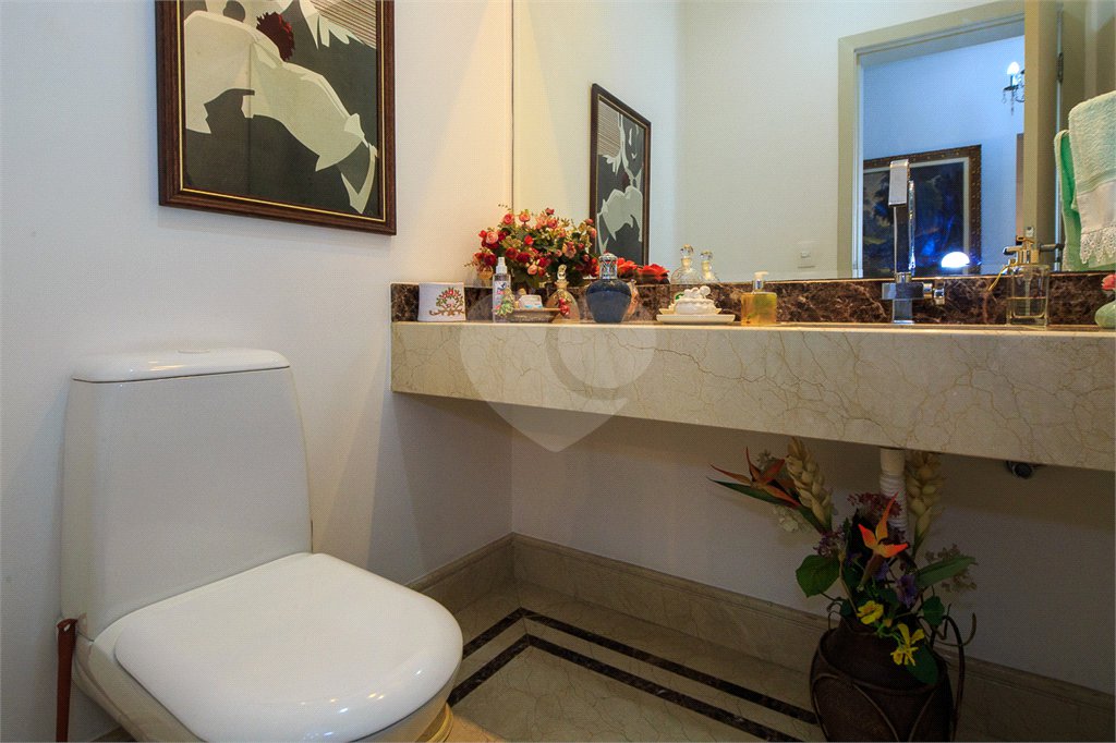 Casa à venda com 4 suítes no condomínio Vila Alba, São Paulo - SP
