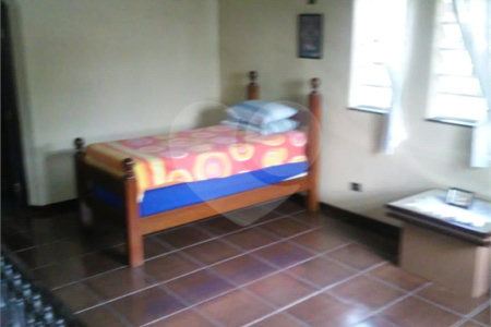 Sobrado à venda com 3 quartos, sendo 1 suíte, em Jardim Itacolomi, São Paulo, SP