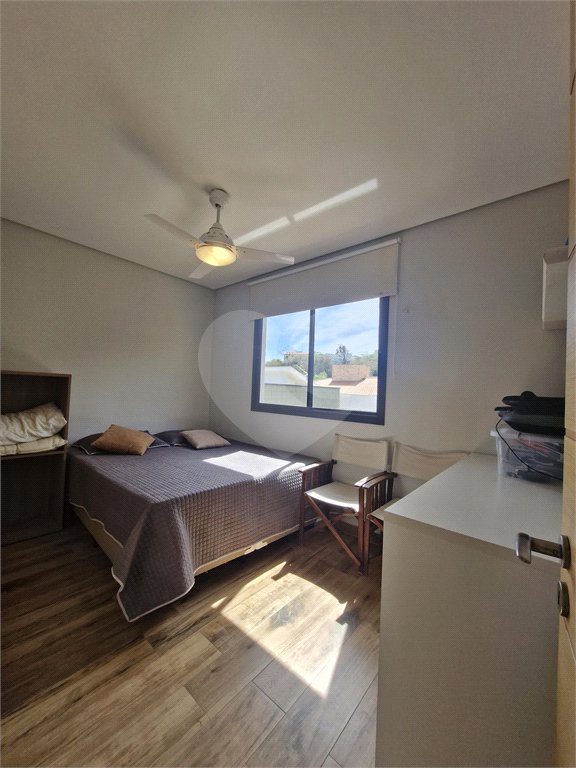 Casa à venda com 5 quartos, sendo 3 suítes, no condomínio Residencial Terras de Vinhedo, Vinhedo - SP