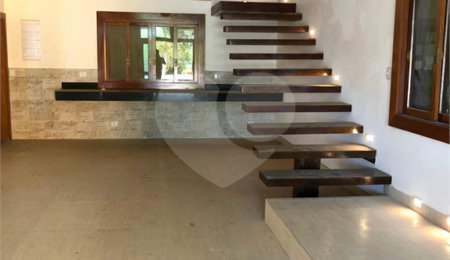 Casa à venda com 5 suítes no condomínio Alpes da Cantareira, Mairiporã - SP