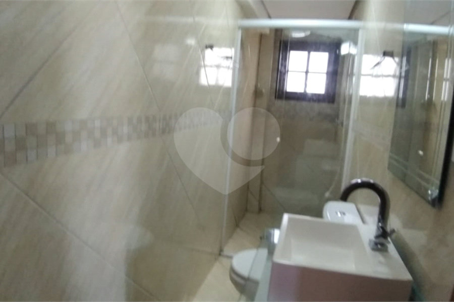 Casa à venda com 4 quartos, sendo 2 suítes, em Barreiro, Mairiporã, SP