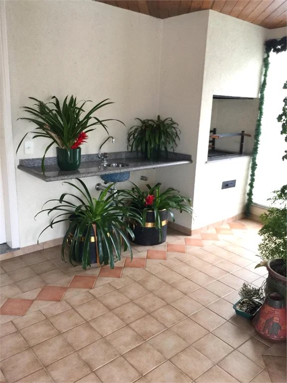 Apartamento à venda com 4 suítes em Vila Suzana, São Paulo, SP