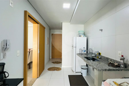 Apartamento à venda com 3 quartos, sendo 1 suíte, em Ribeirão do Lipa, Cuiabá, MT