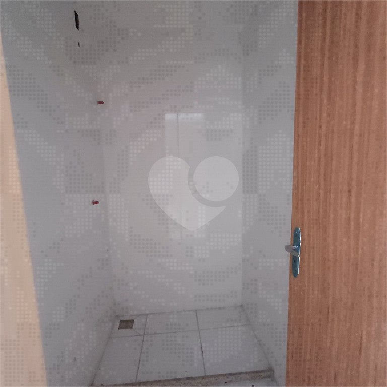 Casa à venda com 2 quartos, sendo 1 suíte, no condomínio Residencial Marlene Correia, Rio de Janeiro - RJ