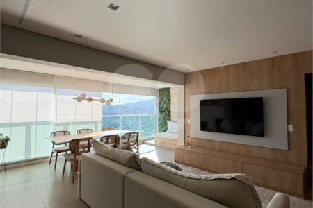 Apartamento à venda com 3 quartos, sendo 1 suíte, em Vila Mogilar, Mogi das Cruzes, SP