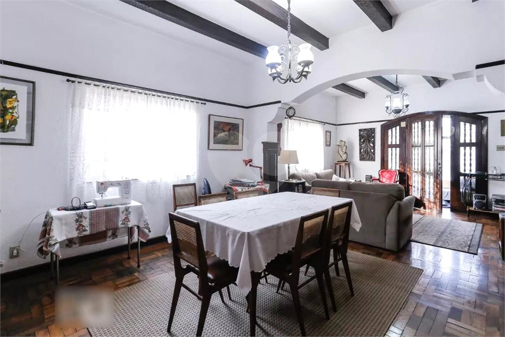 Casa à venda com 4 quartos, sendo 1 suíte,  em Lapa, São Paulo, SP