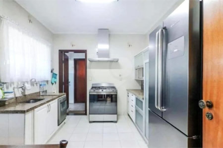 Casa à venda com 3 suítes em Jardim Bonfiglioli, São Paulo, SP