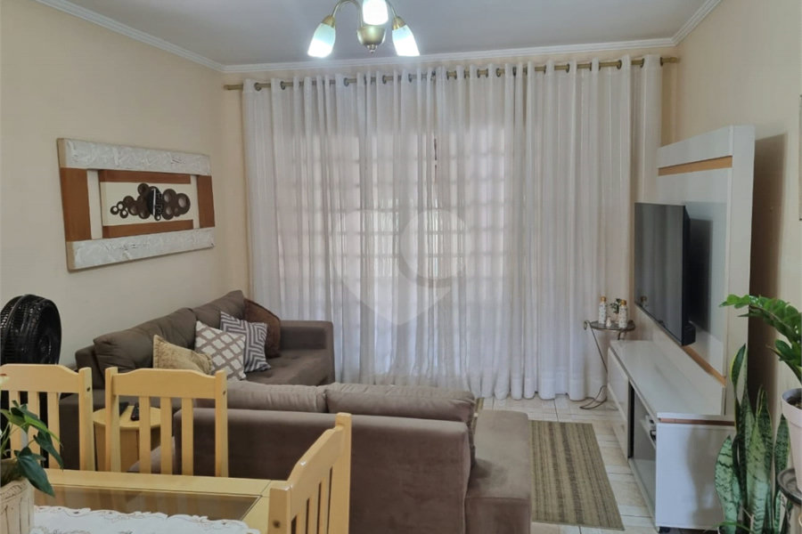 Casa Térrea à venda com 3 quartos no Centro, Serra Negra, SP