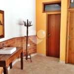 Casa à venda com 4 quartos, sendo 1 suíte, no condomínio Associação Reserva das Hortênsias, Mairiporã - SP