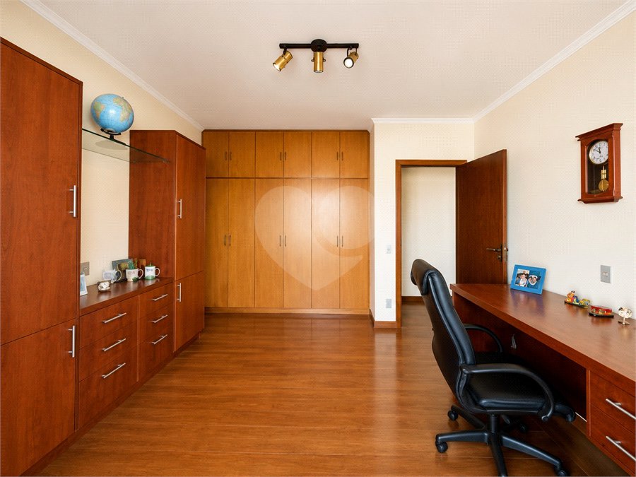 Casa à venda ou para alugar com 4 quartos, sendo 3 suítes, no Centro, Itapetininga, SP