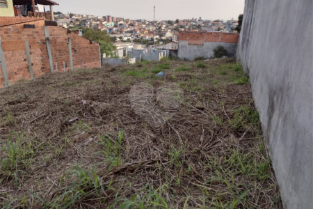 Terreno à venda em Vila São Sebastião, Mogi das Cruzes, SP