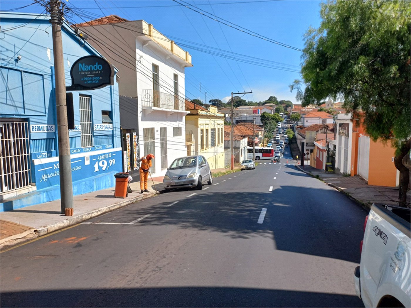 Salão comercial com 206,00 m² .