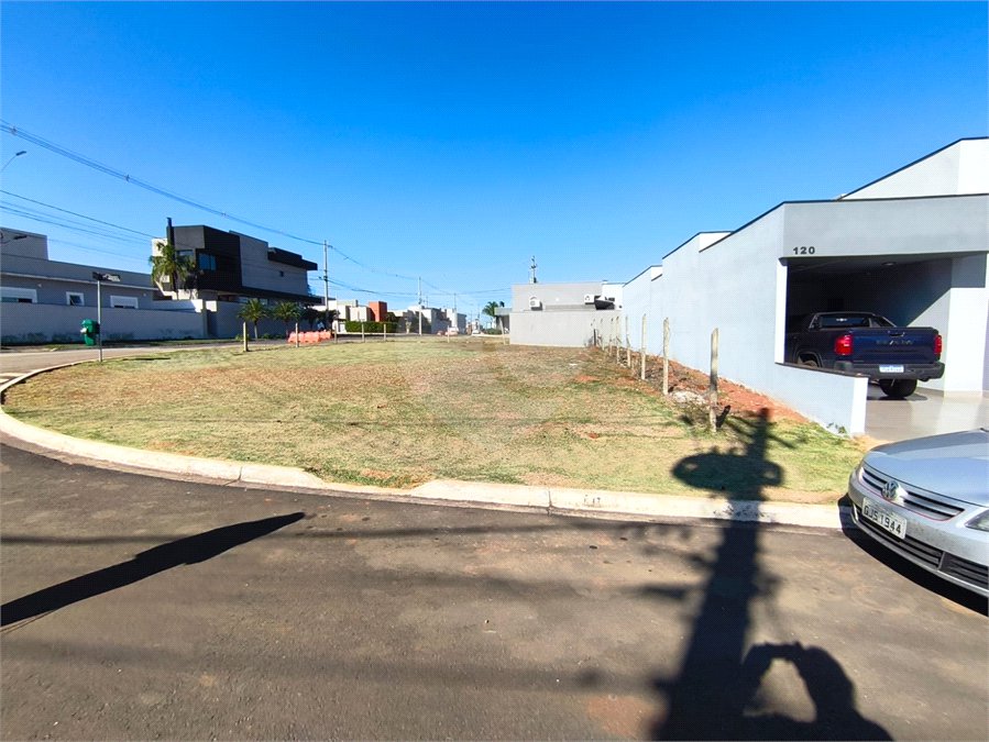 Terreno à venda em Residencial Lago dos Ipês, Itapetininga, SP