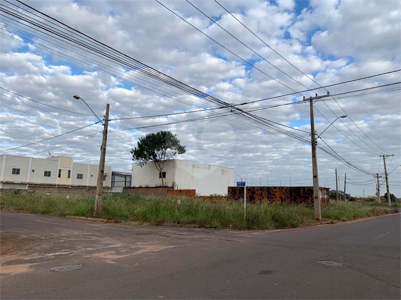 Terreno à venda em Setsul, Três Lagoas, MS