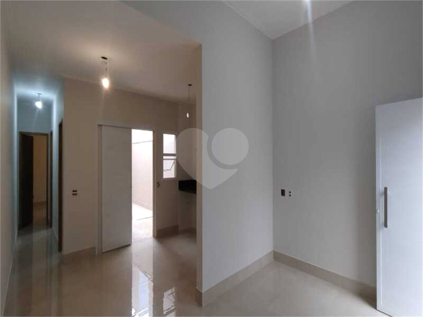 Casa à venda com 2 quartos, sendo 1 suíte, em Parque Residencial Sabiás, Indaiatuba, SP