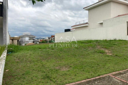Terreno em condomínio à venda em Chácaras Residenciais Santa Maria, Votorantim, SP