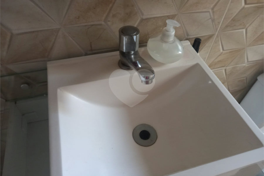 Sobrado à venda com 4 quartos, sendo 1 suíte, em Jardim Peri, São Paulo, SP