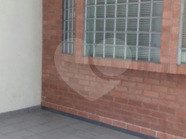 Sobrado à venda com 3 quartos, sendo 1 suíte,  em Vila Pereira Barreto, São Paulo, SP