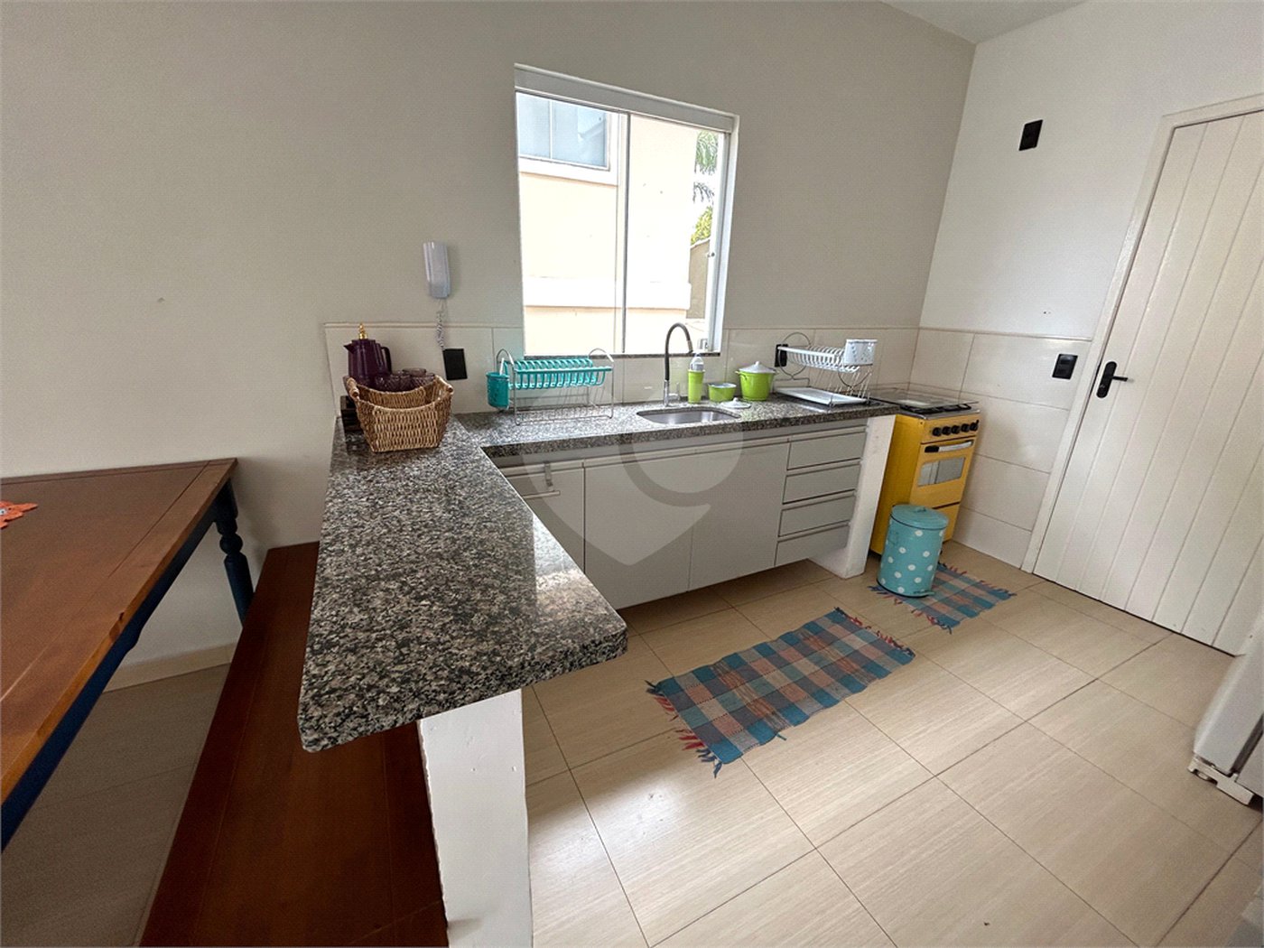 Casa à venda com 3 quartos, sendo 2 suítes,  em Rasa, Armação dos Búzios, RJ