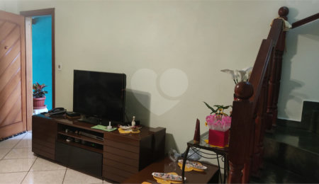 Casa à venda com 3 quartos em Jardim Cumbica, Guarulhos, SP