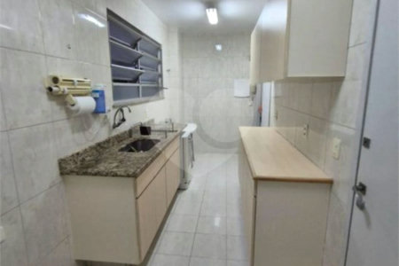 Apartamento à venda com 3 quartos, sendo 1 suíte,  em Tijuca, Rio de Janeiro, RJ