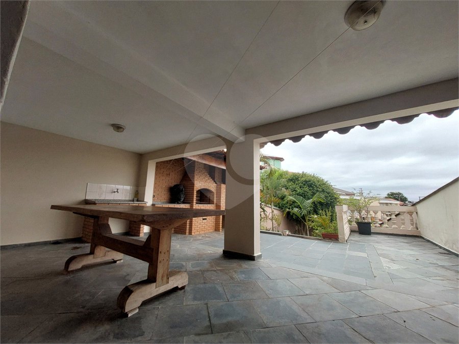 Casa à venda com 3 suítes em Vila Pereira Barreto, São Paulo, SP