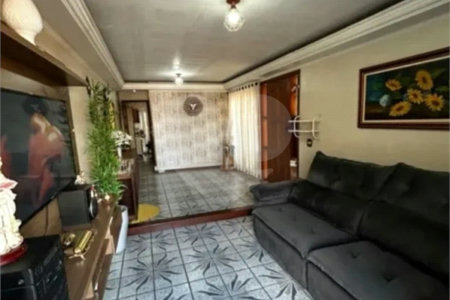 Sobrado à venda com 3 quartos, sendo 1 suíte, em Jardim Ester, São Paulo, SP