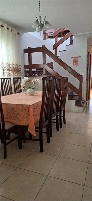 Sobrado à venda com 3 quartos, sendo 1 suíte, em Jardim Ana Maria, São Paulo, SP