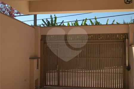 Casa à venda com 3 quartos, sendo 1 suíte, em Jardim Pirajussara, São Paulo, SP