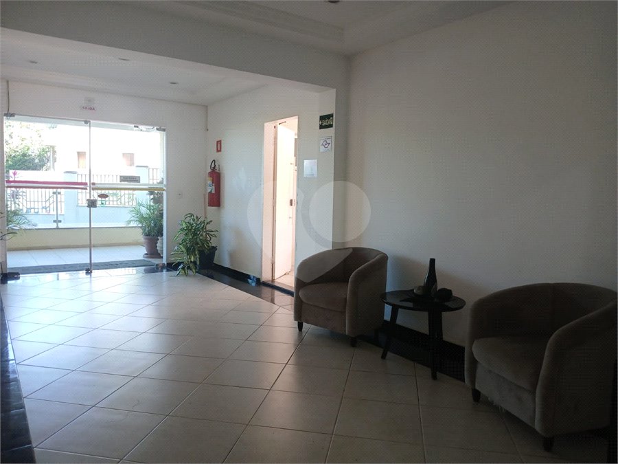 Apartamento à venda com 3 quartos, sendo 1 suíte,  em Jardim Brasil, São Roque, SP