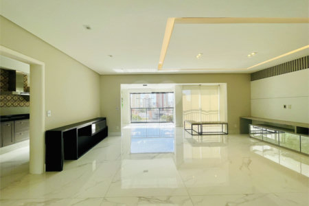 Apartamento à venda com 3 suítes em Vila Gilda, Santo André, SP