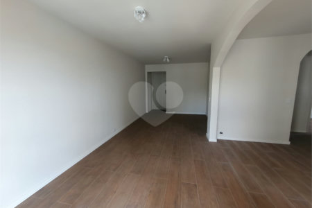 Apartamento à venda com 2 quartos, sendo 1 suíte, em Vila Regente Feijó, São Paulo, SP