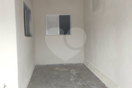 Casa à venda com 2 quartos em Vila Ursulina, Itaquaquecetuba, SP