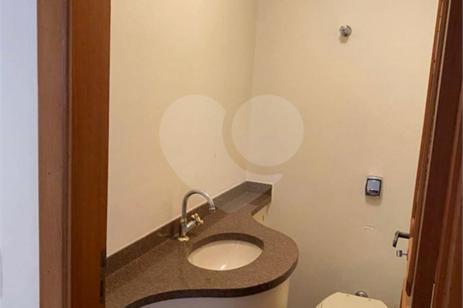 Apartamento à venda com 3 quartos, sendo 1 suíte, em Vila Clementino, São Paulo, SP