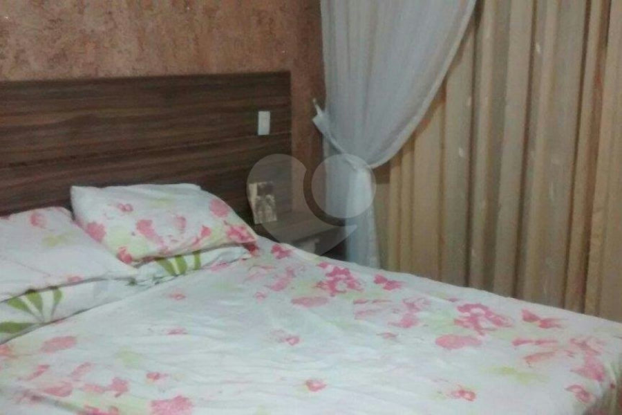 Sobrado à venda com 3 quartos, sendo 1 suíte, em Jardim Las Vegas, Guarulhos, SP